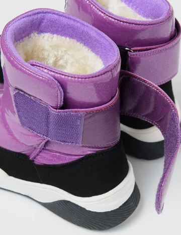 Ghete Cool Club, mov