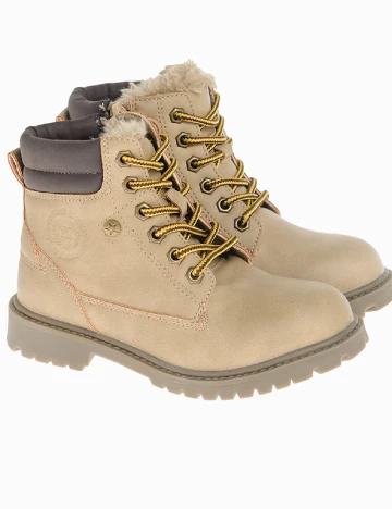 Ghete Cool Club, bej