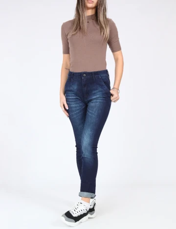 Blugi Bershka, bleumarin