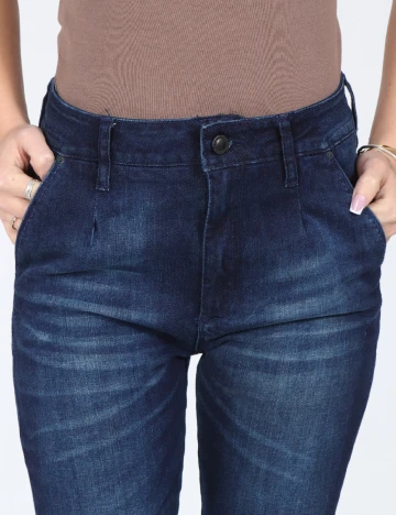 Blugi Bershka, bleumarin