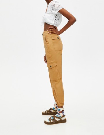 Pantaloni Pull&Bear, maro deschis
