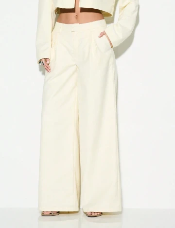 Pantaloni SHEIN, galben