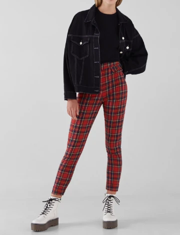 Pantaloni Bershka, mix culori