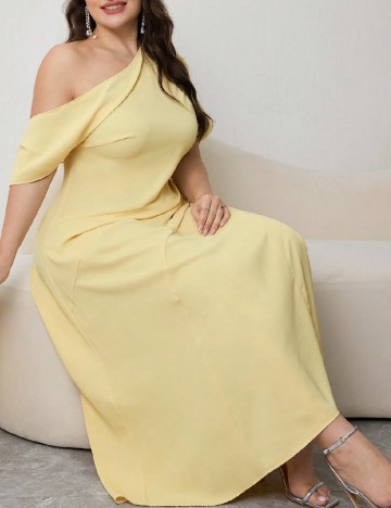 
						Rochie lunga SHEIN CURVE, galben