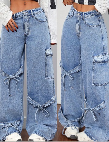 
						Blugi SHEIN, albastru