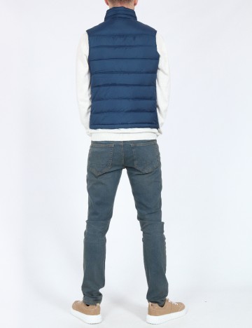 Vesta Zara, albastru