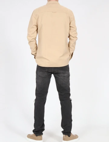 Jacheta Bershka, bej