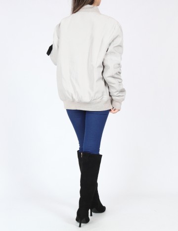 Jacheta Bershka, gri