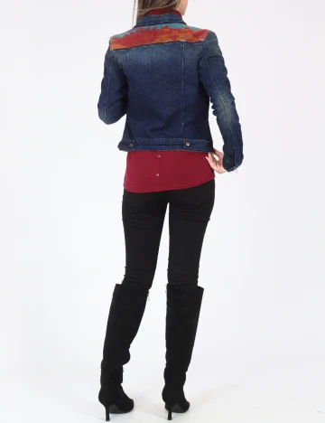 Jacheta Zara, albastru