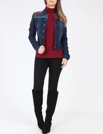 Jacheta Zara, albastru