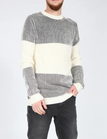 Pulover Bershka, ecru/negru