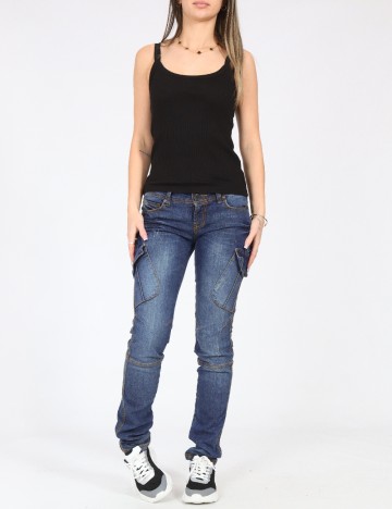 
						Blugi Bershka, albastru