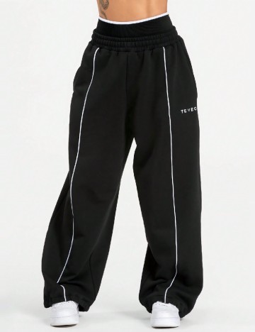 
						Pantaloni SHEIN, negru