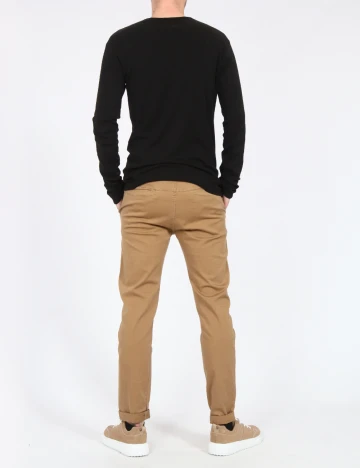 Pantaloni Bershka, maro