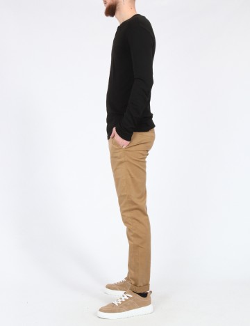 Pantaloni Bershka, maro