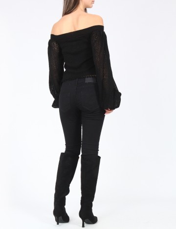 Top Bershka, negru