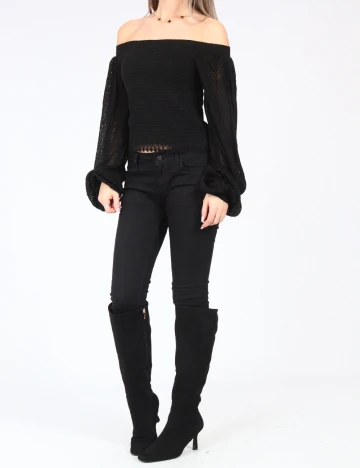 Top Bershka, negru