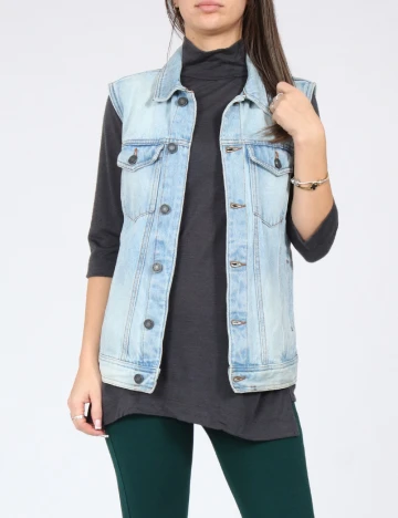 Vesta Pull&Bear, albastru deschis