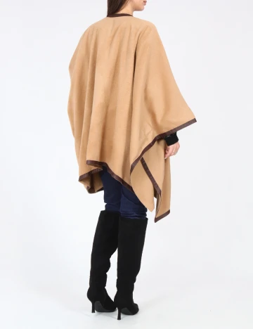 Poncho Zara, maro