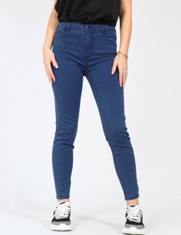 
						Blugi Zara, albastru