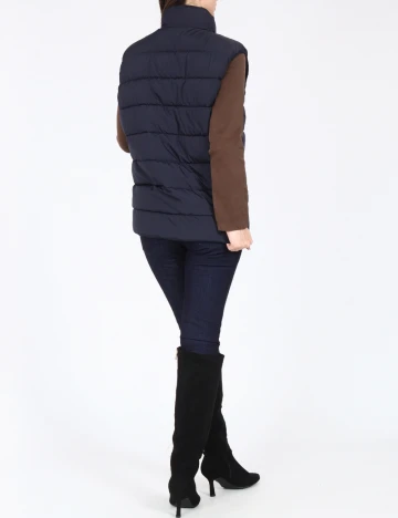 Vesta Zara, bleumarin