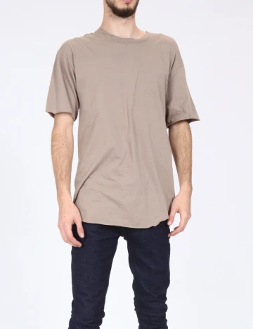 Tricou Zara, maro