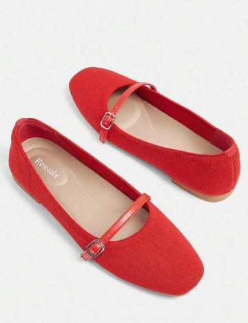 
						Balerini SHEIN, rosu