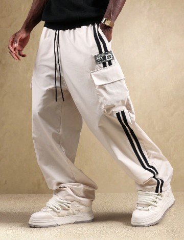 
						Pantaloni SHEIN, crem