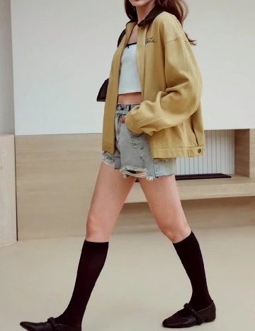 Jacheta MOTF, maro deschis