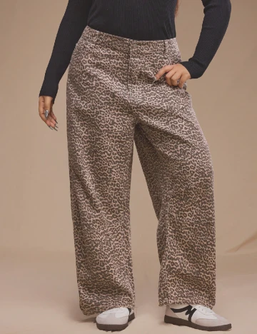 Blugi SHEIN CURVE, animal print