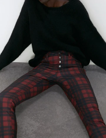 Pantaloni Zara, negru/rosu