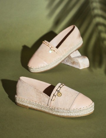 
						Espadrile SHEIN, crem