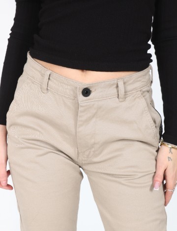 Pantaloni Bershka, bej
