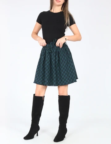 Fusta Zara, verde Verde