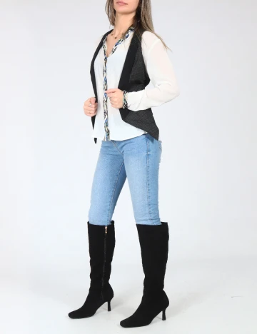 Vesta Zara, gri inchis