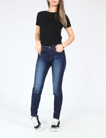 Blugi Bershka, bleumarin