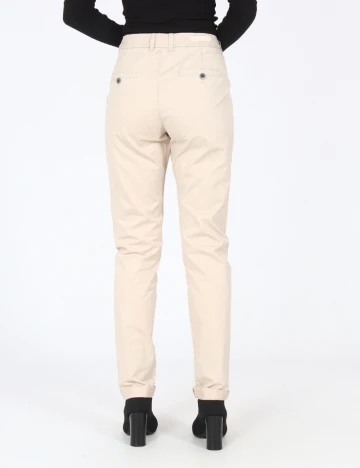 Pantaloni Bershka, crem