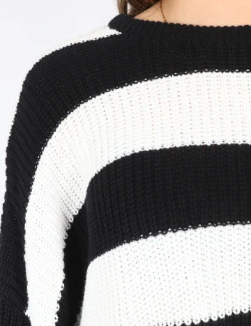 Pulover Bershka, alb/negru