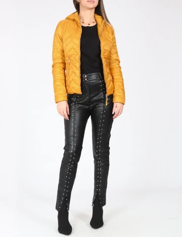 Geaca Bershka, mustar