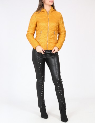 Geaca Bershka, mustar