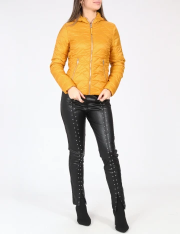 Geaca Bershka, mustar