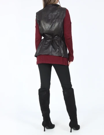 Vesta Zara, negru Negru