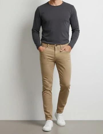 Pantaloni Bershka, crem