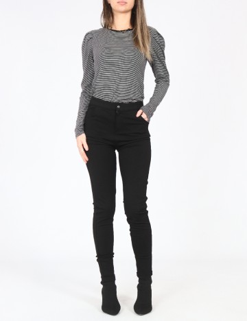 Pantaloni Bershka, negru