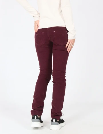 Pantaloni Bershka, mov Mov