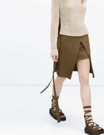 Fusta Zara, kaki Verde