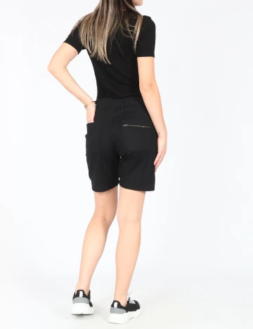 Pantaloni scurti Bershka, negru