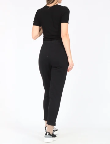 Pantaloni Bershka, negru