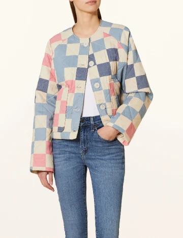 Jacheta Only, mix culori