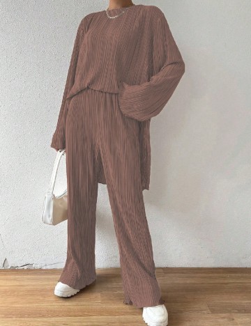 
						Compleu SHEIN, roz pudra